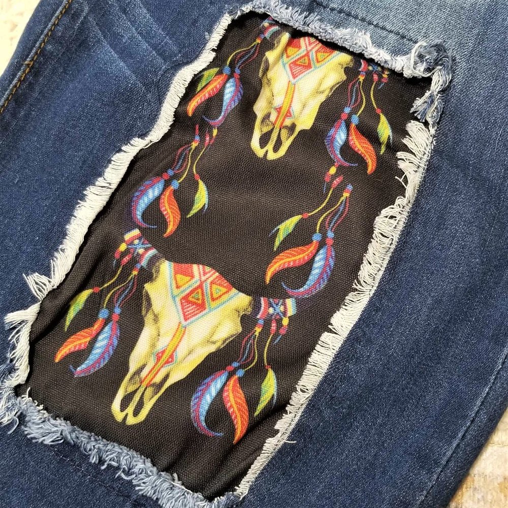 Jeans. Steer-Skull Fabric Patch Inserts. Destroyed. Sizes 18 & 20. - Picture 8 of 10